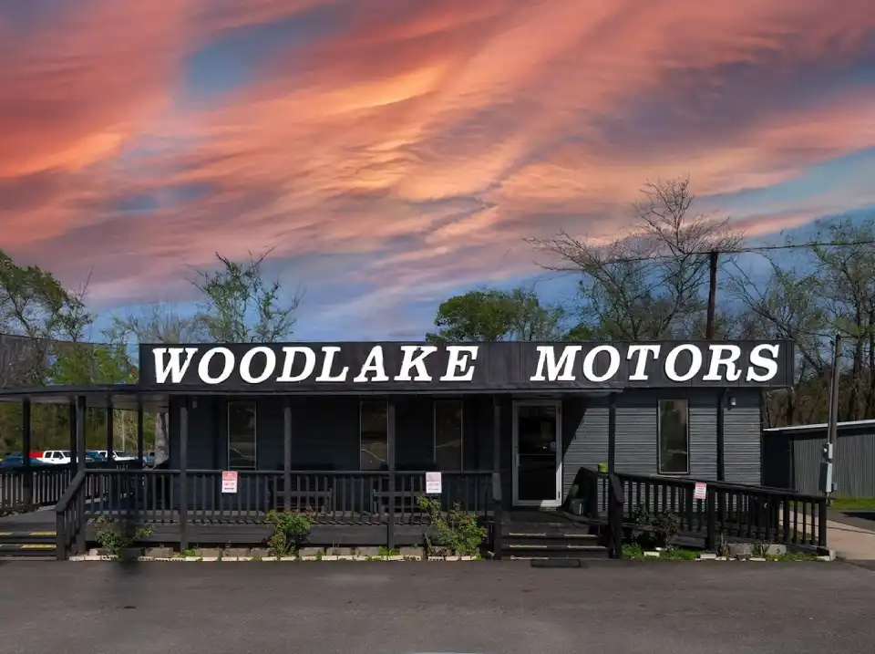Woodlake-motors-dealership-image