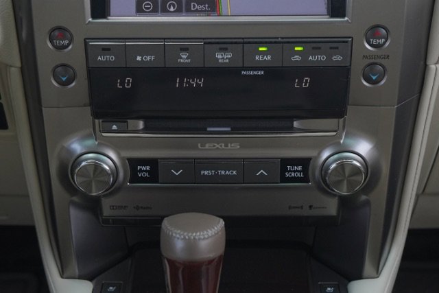 2016 Lexus GX Base - Photo 23