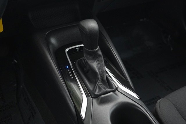 2025 Toyota Corolla LE - Photo 23