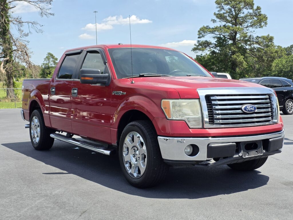 2010 Ford F-150 XLT SuperCrew 5.5-ft. Bed 2WD