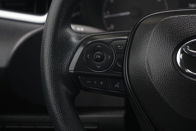 2025 Toyota Corolla LE - Photo 18