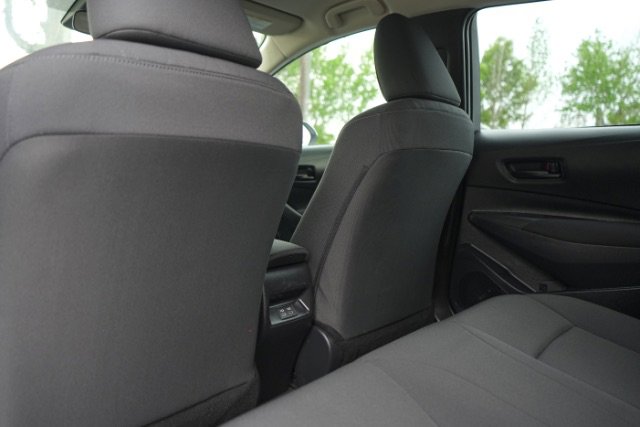2025 Toyota Corolla LE - Photo 12