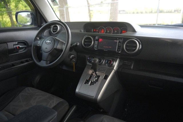 2015 Scion xB Base - Photo 15