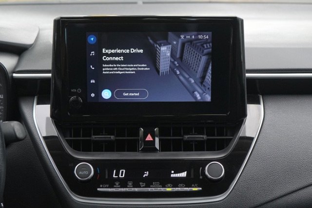 2025 Toyota Corolla LE - Photo 21